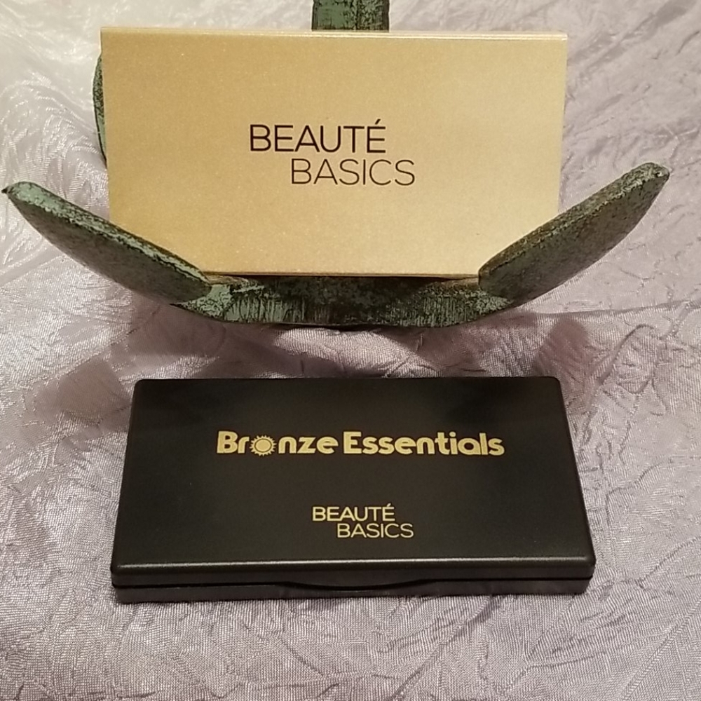 Beaute Basics Bronzer - Picture 3 of 3